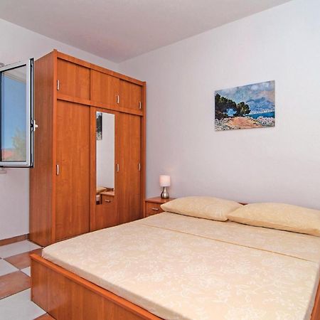 3 Bedroom Cozy Home In Supetar Zewnętrze zdjęcie