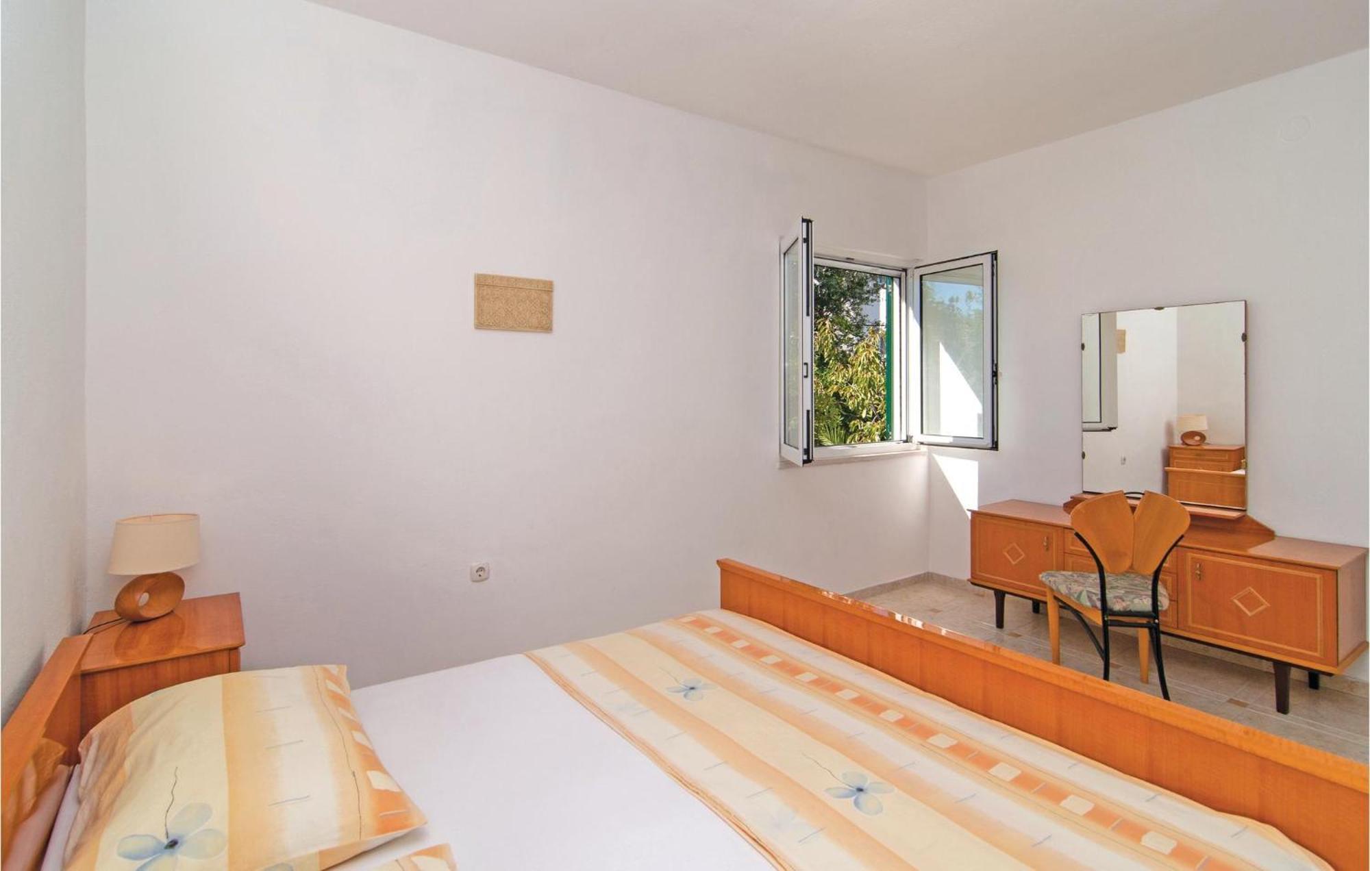 3 Bedroom Cozy Home In Supetar Zewnętrze zdjęcie